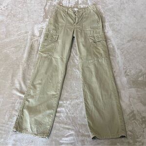 Zara Women’s Olive Cargo Pants